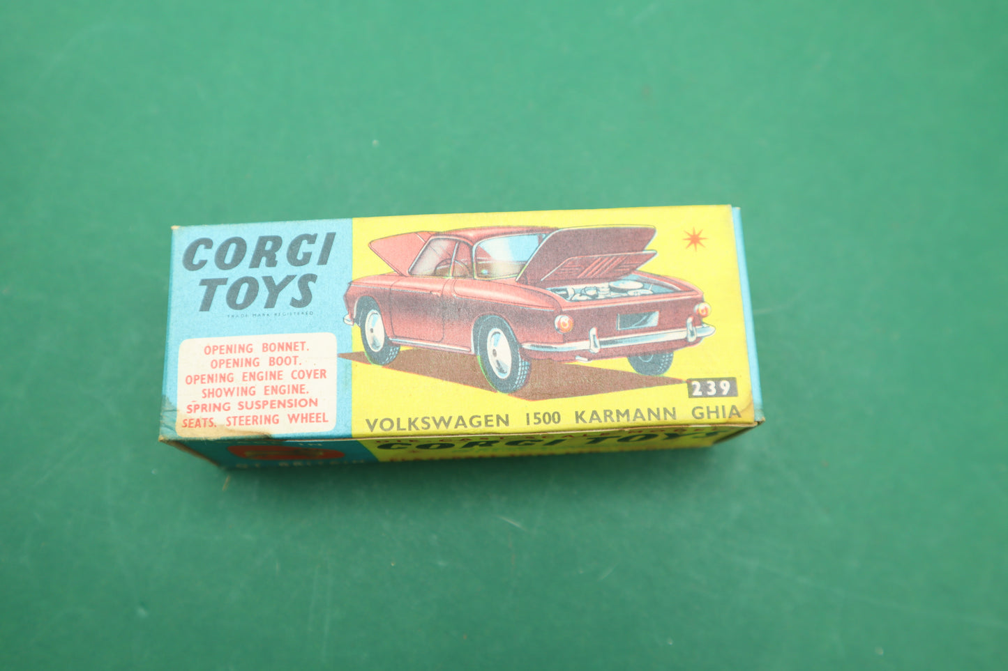 CORGI TOYS - 239-VOLKSWAGEN 1500 KHARMANN GHIA- CREMA- SCATOLA ORIGINALE 1/43