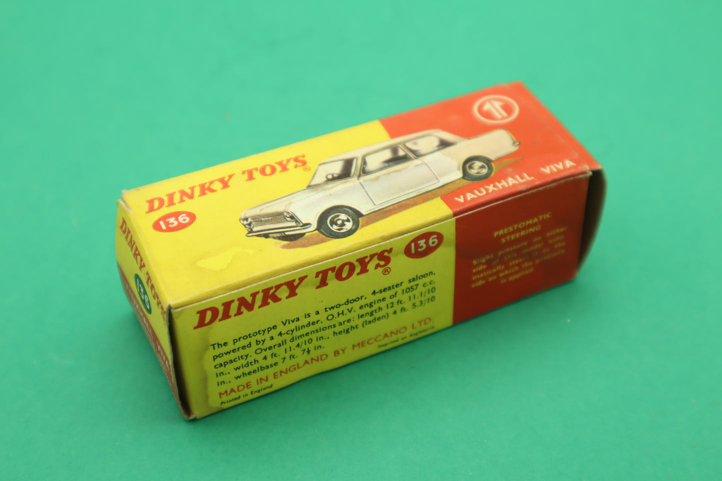 DINKY TOYS - 136- VAUXHALL VIVA -BIANCO - MECCANO ENGLAND - SCATOLA ORIGINALE 1/43