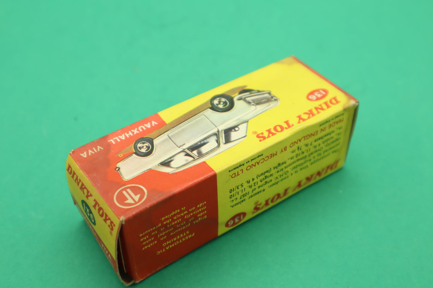 DINKY TOYS - 136- VAUXHALL VIVA -BIANCO - MECCANO ENGLAND - SCATOLA ORIGINALE 1/43