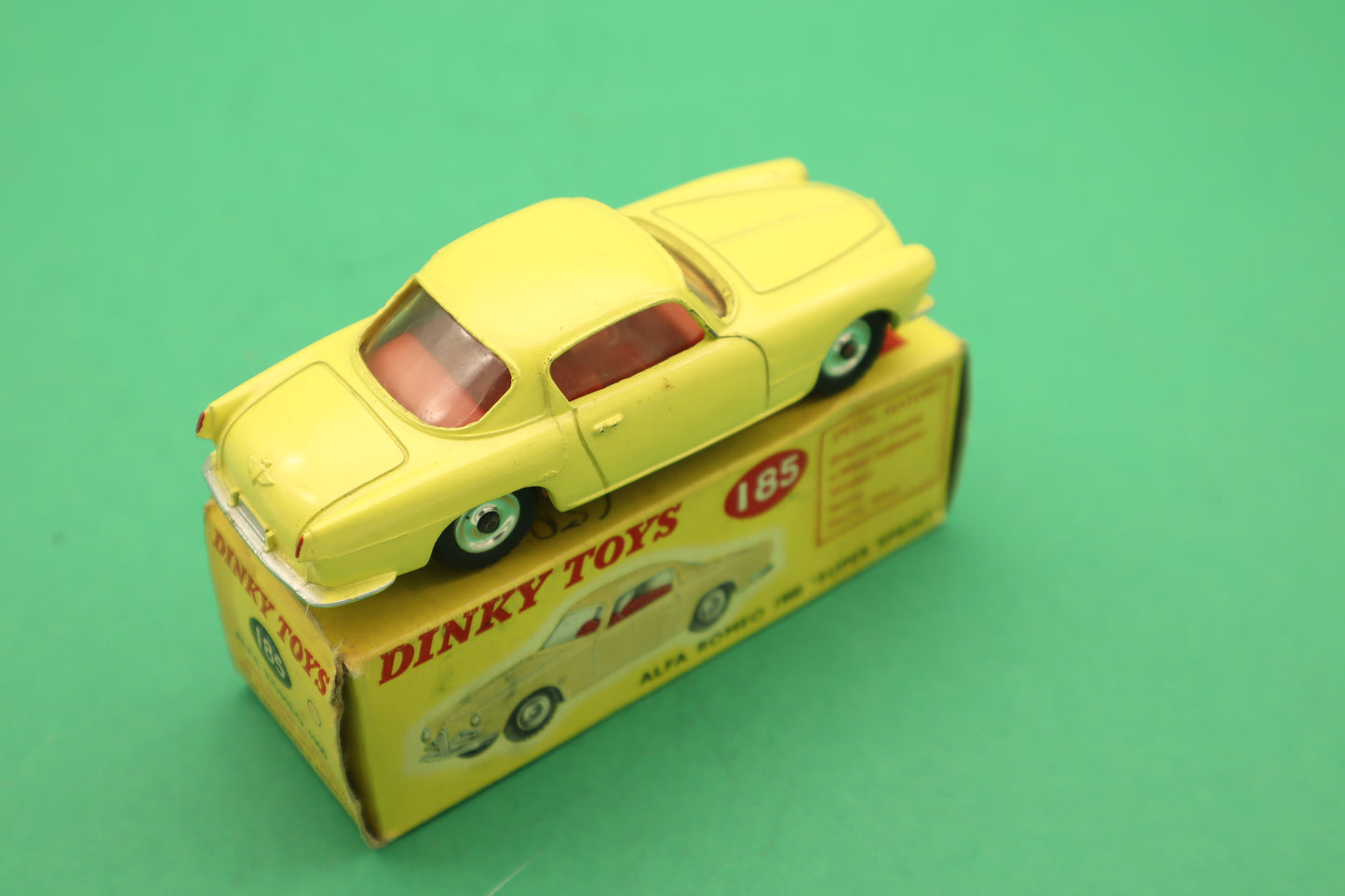 DINKY TOYS - 185- ALFA ROMEO 1900 COUPE ''SUPER SPRINT'' GIALLO- SCATOLA ORIGINALE 1/43