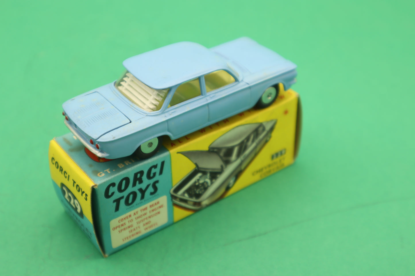 CORGI TOYS - 229- CHEVROLET CORVAIR- GOLDEN MECCANO ENGLAND- SCATOLA ORIGINALE 1/43