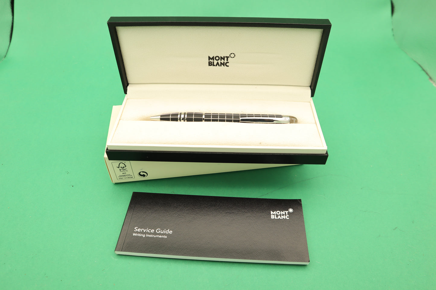 Montblanc Starwalker Ballpoint Black silver grid detail Original Box Document made in Germany