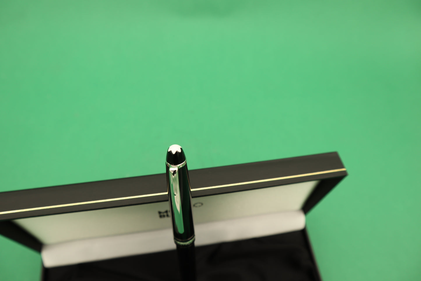 Montblanc Ballpoint PENNA A SFERA MEISTERSTÜCK PLATINUM-COATED Black Silver with box made in Germany