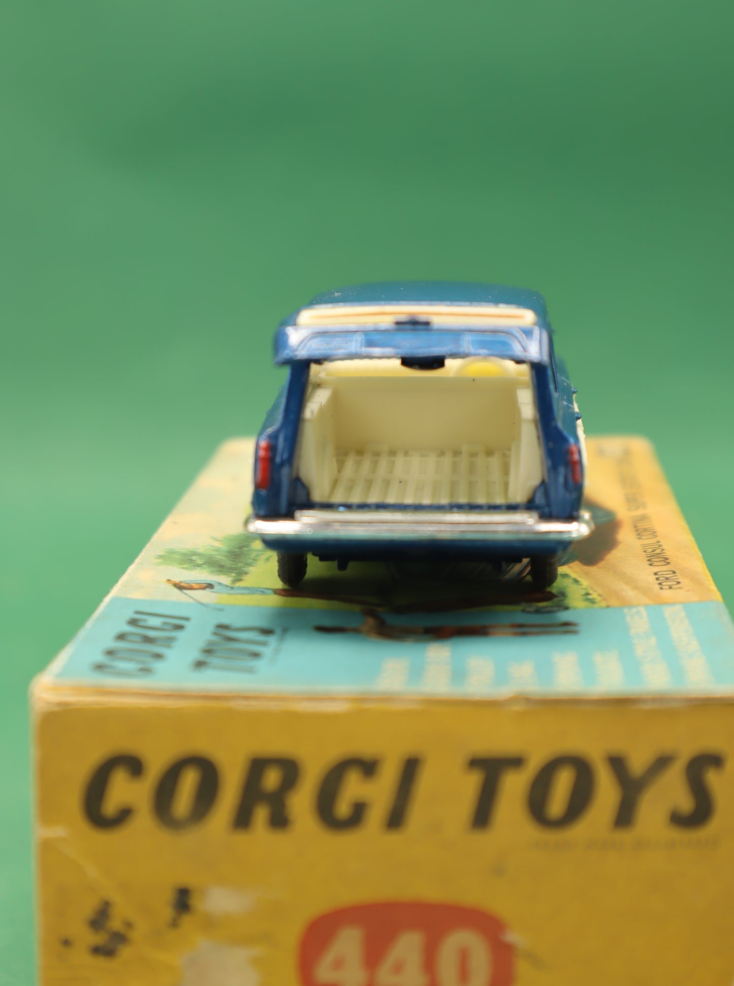CORGI TOYS - 440 - FORD CONSUL CORTINA SUPER ESTATE CAR -PLAY CRAFT TOYS LTD LONDON- SCATOLA ORIGINALE 1/43