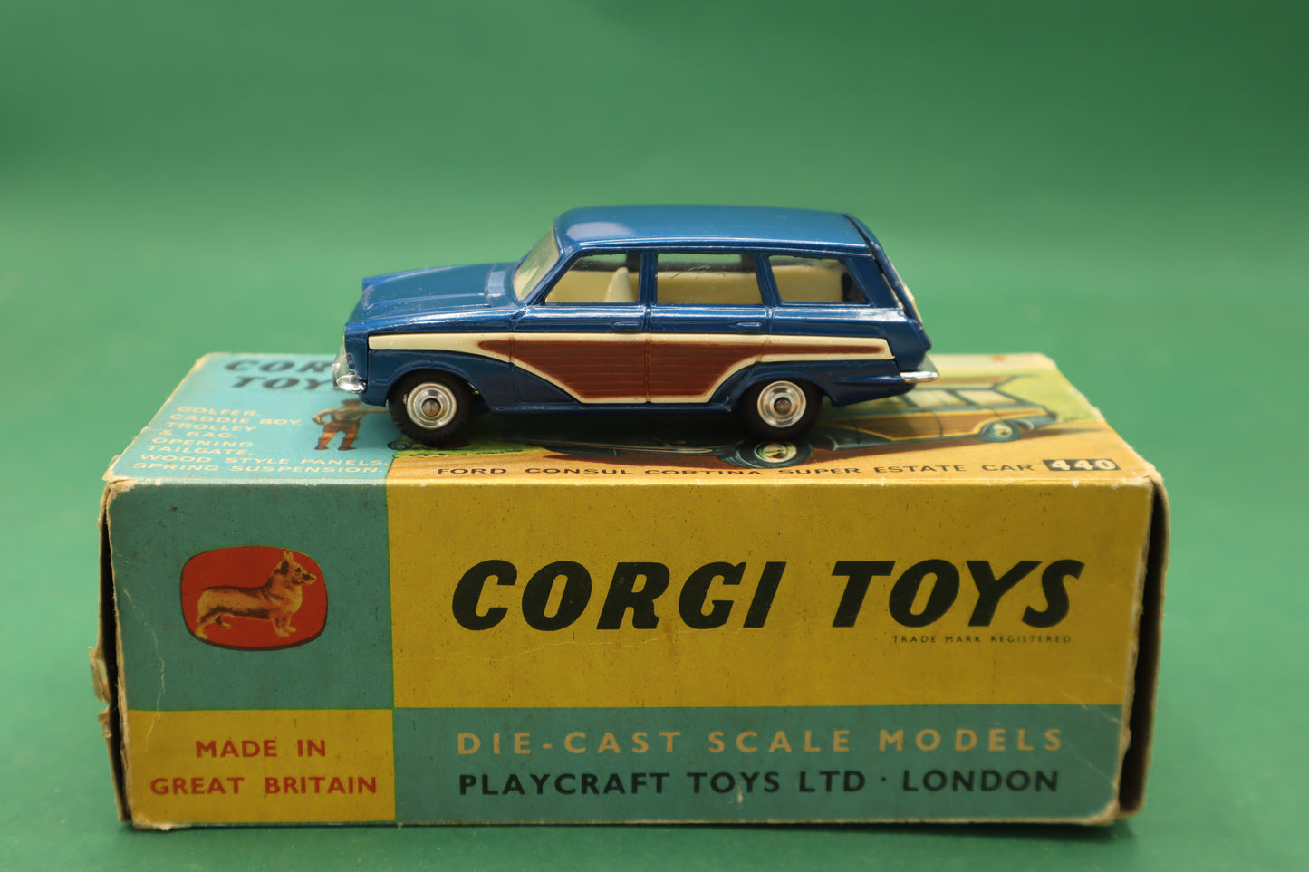 CORGI TOYS - 440 - FORD CONSUL CORTINA SUPER ESTATE CAR -PLAY CRAFT TOYS LTD LONDON- SCATOLA ORIGINALE 1/43