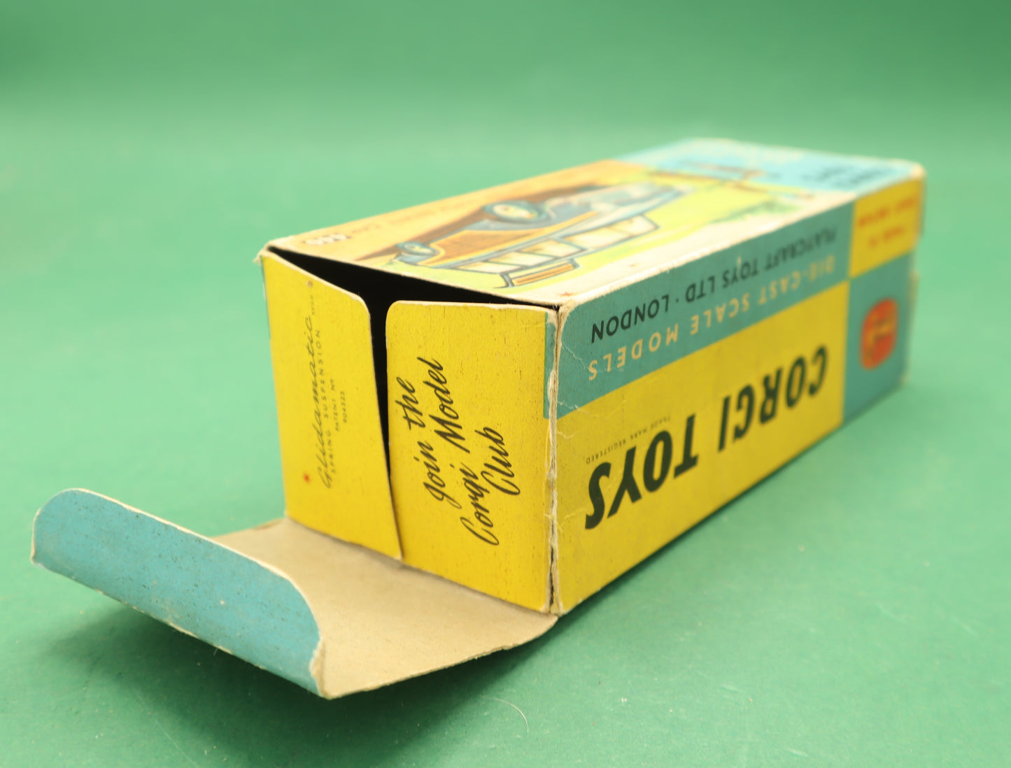 CORGI TOYS - 440 - FORD CONSUL CORTINA SUPER ESTATE CAR -PLAY CRAFT TOYS LTD LONDON- SCATOLA ORIGINALE 1/43