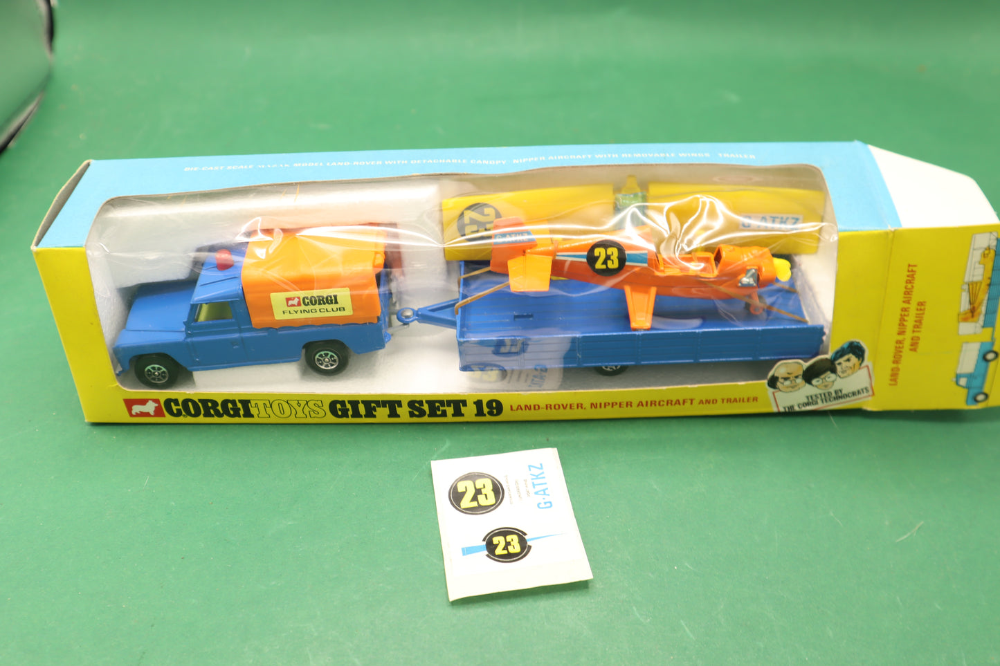 CORGI TOYS - GIFT SET 19- LAND ROVER, NIPPER AIRCRAFT AND TRAILER- ENGLAND- SCATOLA ORIGINALE
