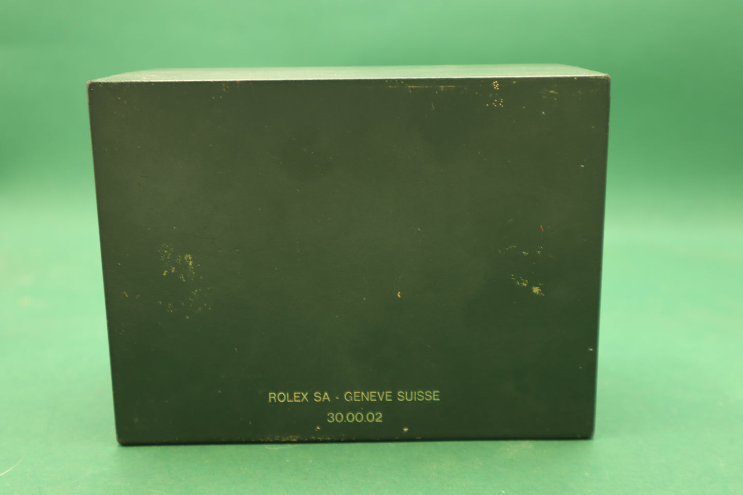Original Rolex presentation box, reference 30.00.02, ideal to complete your vintage Oyster Perpetual, Datejust, or Air-King set.