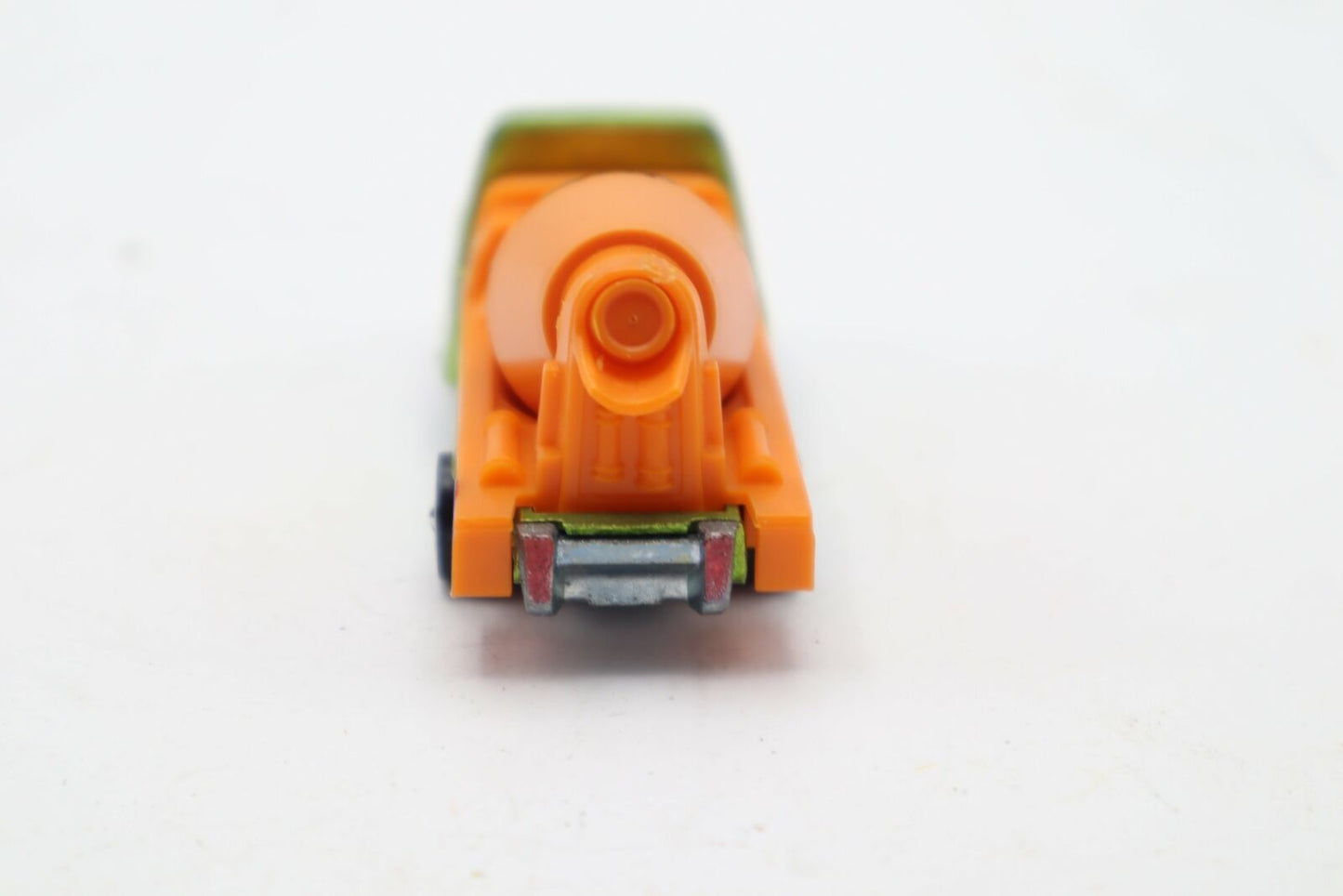 HOT WHEELS REDLINE CEMENT MIXER Green Verde near Mint to Mint Very Nice