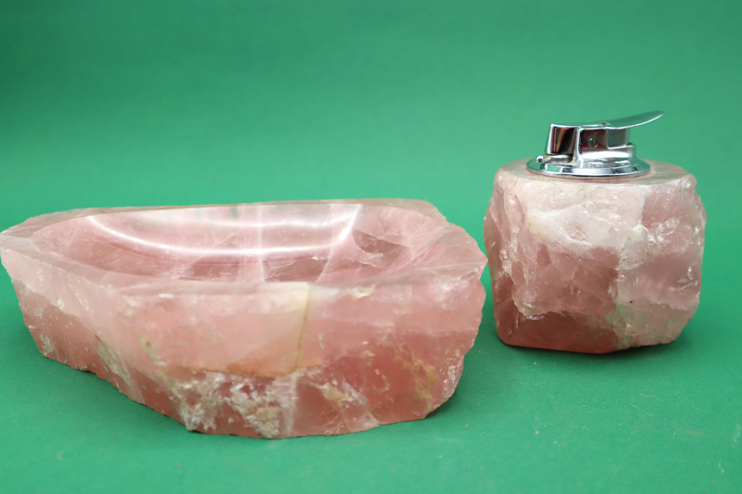 Accendino e posacenere al quarzo rosa Set