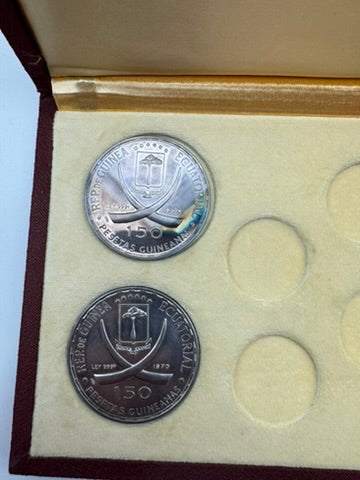 Guinea Equatoriale Monete Argento 1970 – Lotto di 4 Monete da 150 Pesetas in Argento 999,9‰ – Roma Capitale –   Cofanetto Originale