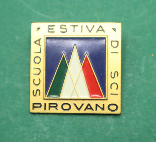 Vintage SCUOLA ESTIVA DI SCI PIROVANO Pin Distintivi SPILLA. RARO.Fai un offerta!