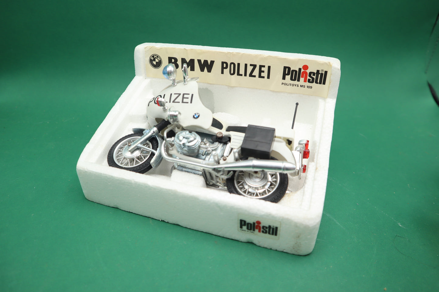 Vintage Polistil BMW Polizei motocycle. Die cast 1:15 Display Box