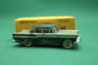 Dinky Toys 24k Simca Vedette "Chambord" with glasses 1/43