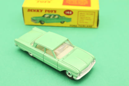 DINKY TOYS - 148- FORD FAIRLANE- VERDE ACQUA SCATOLA ORIGINALE 1/43 circa 1960's