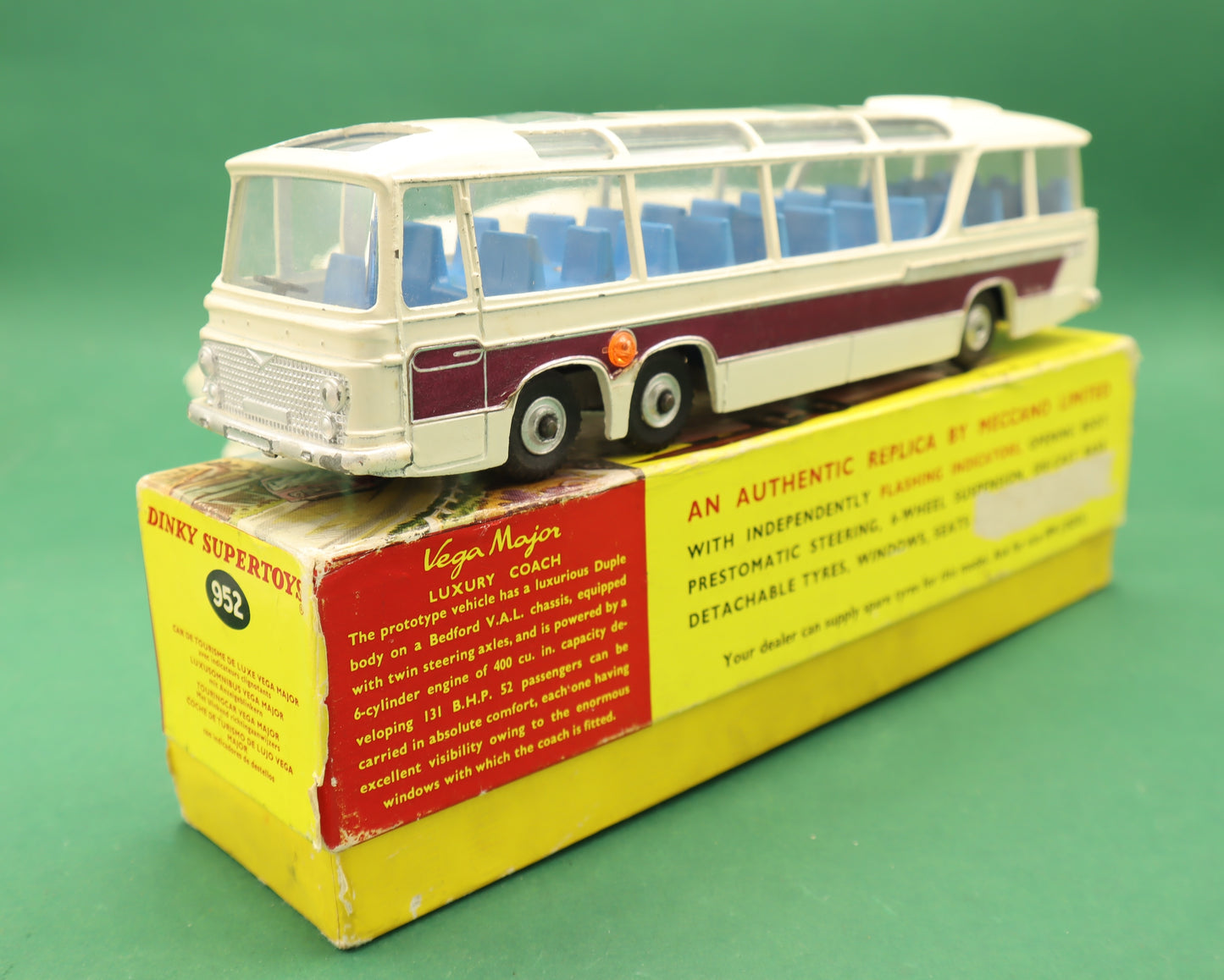 DINKY SUPER TOYS - 952 -VEGA MEGA LUXURY COACH -MECCANO LTD -SCATOLA ORIGINALE 1/43