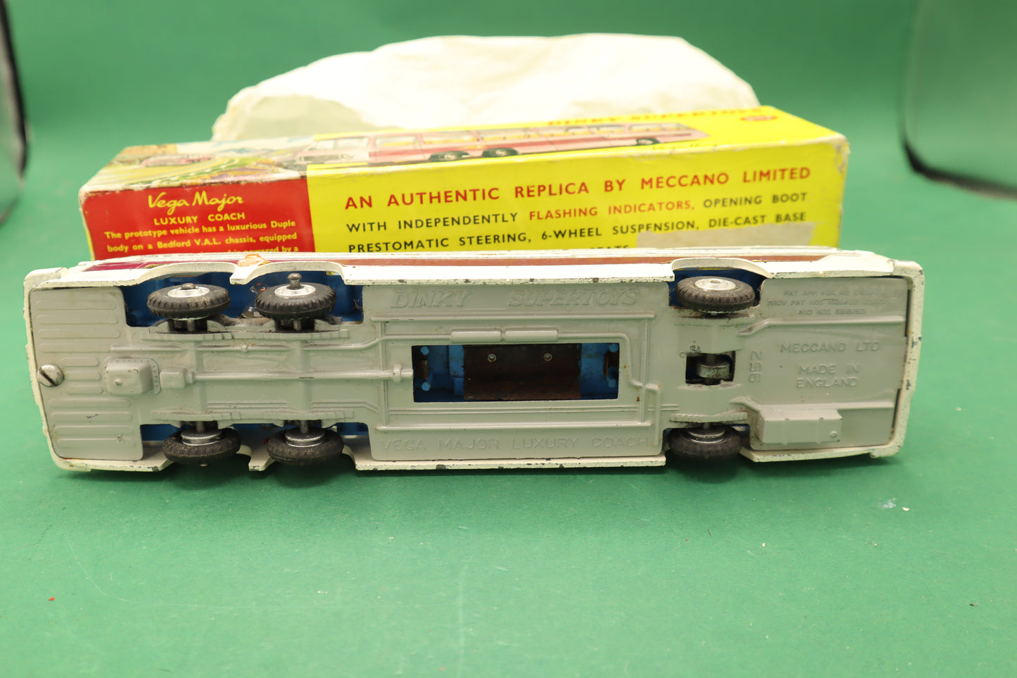 DINKY SUPER TOYS - 952 -VEGA MEGA LUXURY COACH -MECCANO LTD -SCATOLA ORIGINALE 1/43