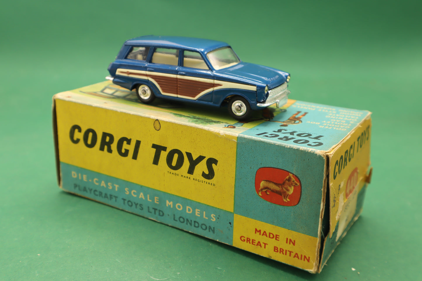 CORGI TOYS - 440 - FORD CONSUL CORTINA SUPER ESTATE CAR -PLAY CRAFT TOYS LTD LONDON- SCATOLA ORIGINALE 1/43