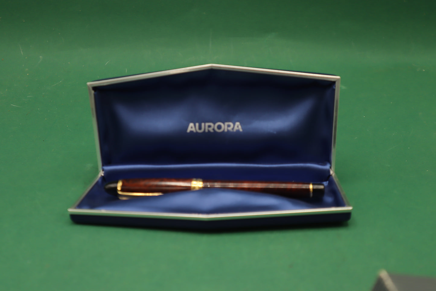 Aurora Biro in stile legno con finiture in Oro Scatola originale
