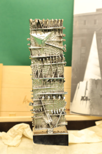 Arnaldo Pomodoro – Scultura in bronzo argentato, edizione 78/200, Milano 1983