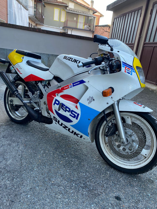 Suzuki RGV 250 Pepsi Team VJ21 1989 – Rara, 2T – Da Collezione
