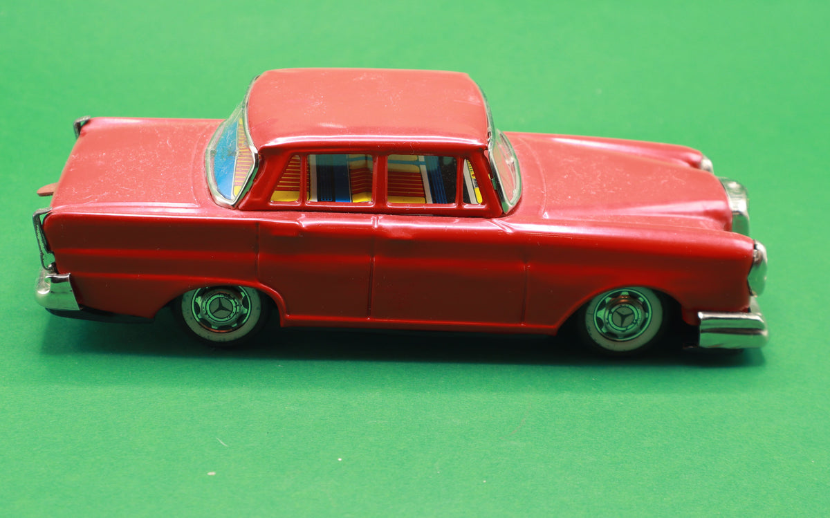 Mercedes in latta giapponese rossa, 28 × 8 cm – vista 4
