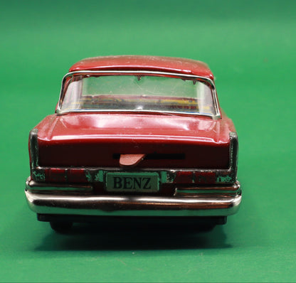 Mercedes in latta giapponese rossa, 28 × 8 cm – vista 6