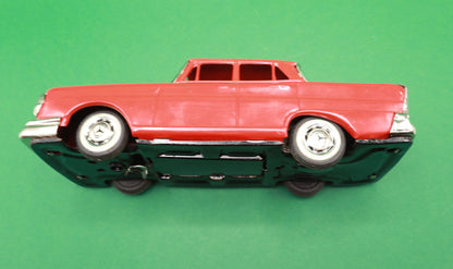 Mercedes in latta giapponese rossa, 28 × 8 cm – vista 8
