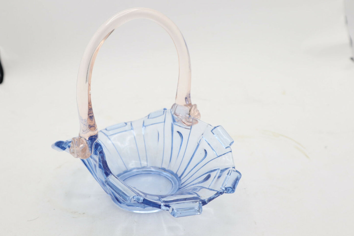 Cestino Centro Tavolo in vetro Soffiato. Di Colore Blue e Rosa