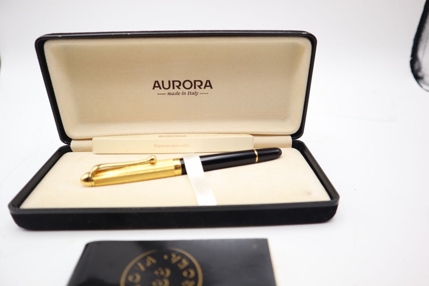 1990's Aurora 88 Roller Resina Nera Oro 14k
