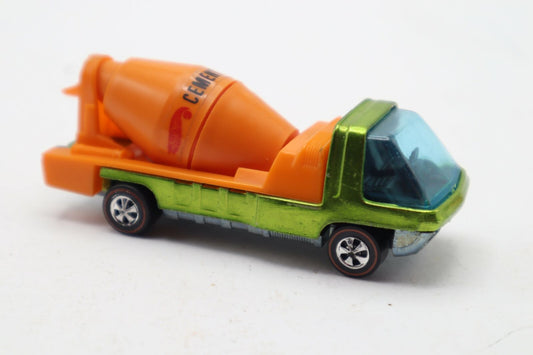 HOT WHEELS REDLINE CEMENT MIXER Green Verde near Mint to Mint Very Nice