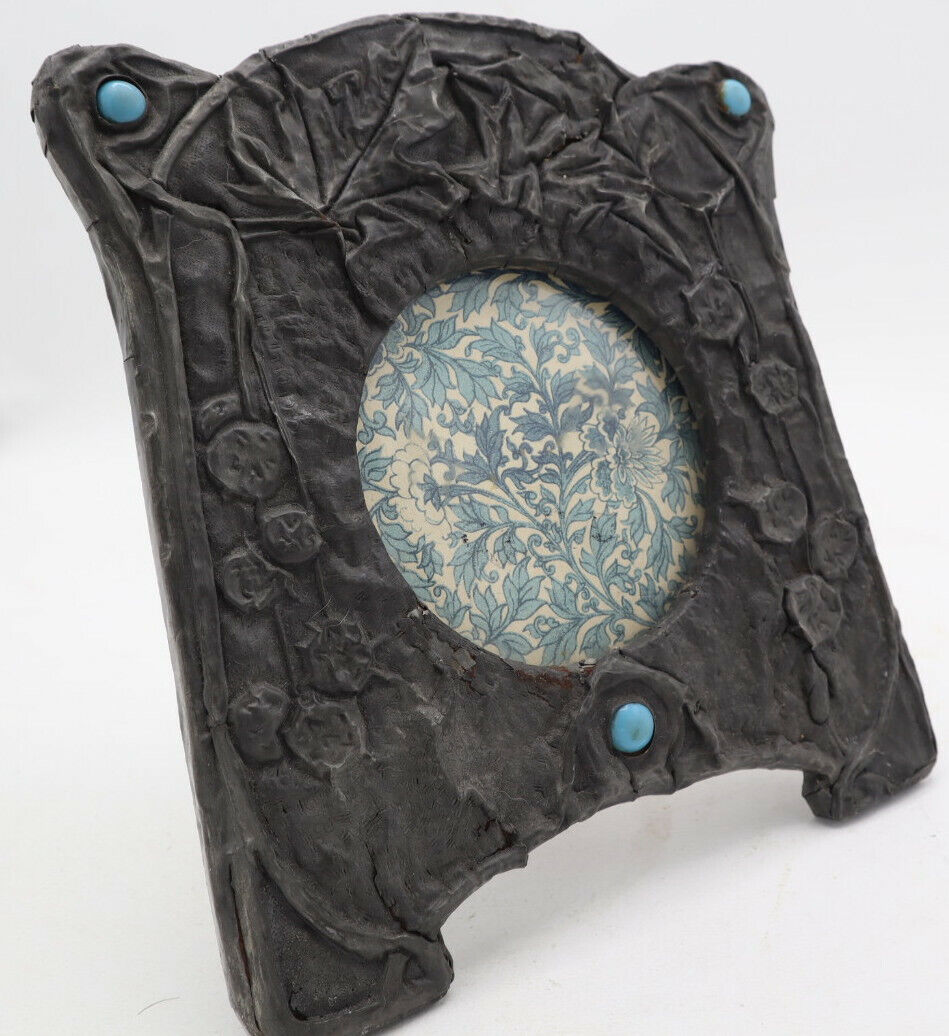 Photoframe Portafoto Liberty XIX Century with flower design Pewter Photo Frame