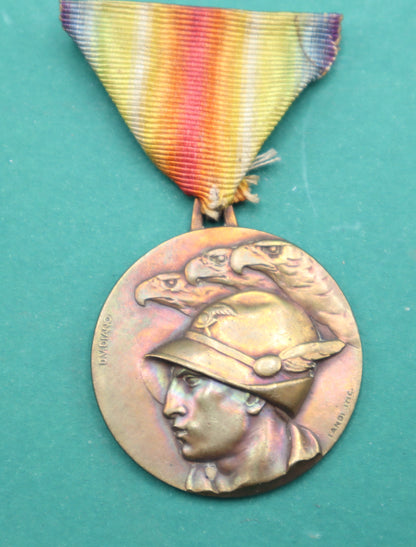 Medaglia 13° adunata nazionale Alpini a Napoli 1932 con Nastrino Arcabaleno