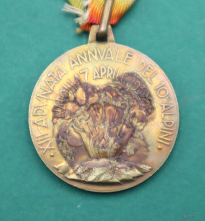Medaglia 13° adunata nazionale Alpini a Napoli 1932 con Nastrino Arcabaleno