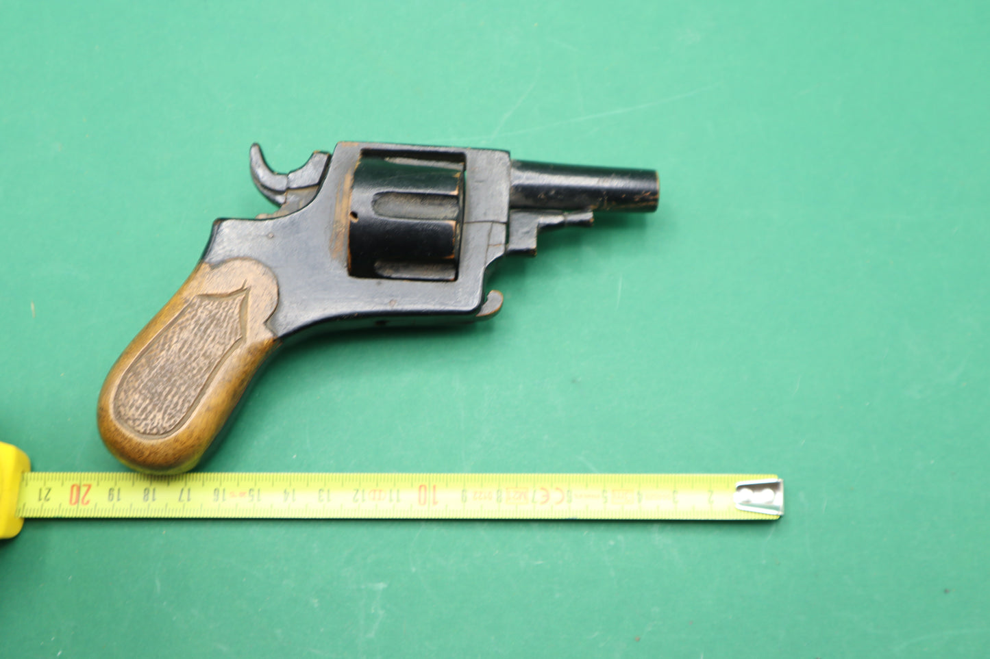 Rarissima pistola giocattolo western colt Edison vintage in legno da collezione